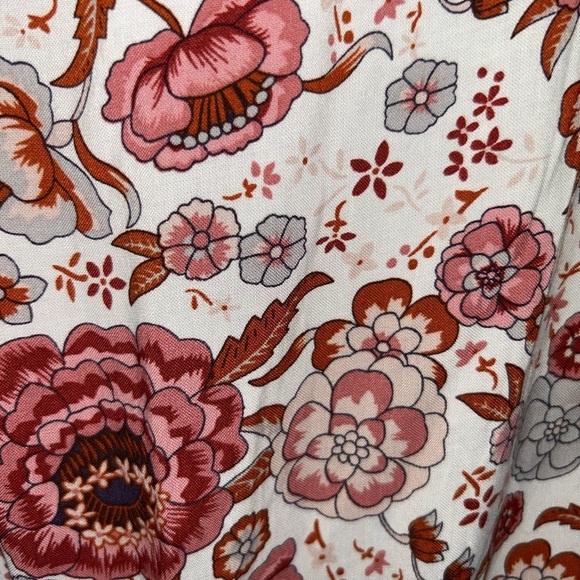 HALCYEEN Elegant Boho Maxi Dress with Flowing Silhouette White/ red flowers XXL - Picture 14 of 14